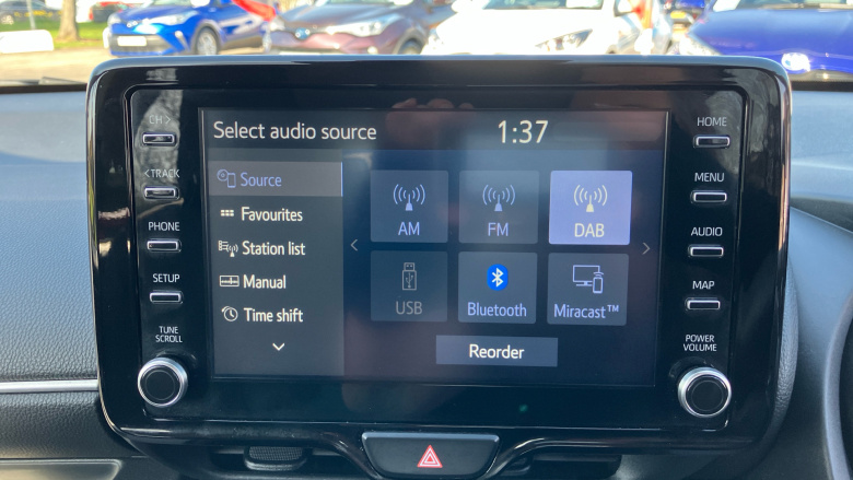 Toyota Yaris 1.5 Hybrid Design 5dr CVT Hybrid Hatchback